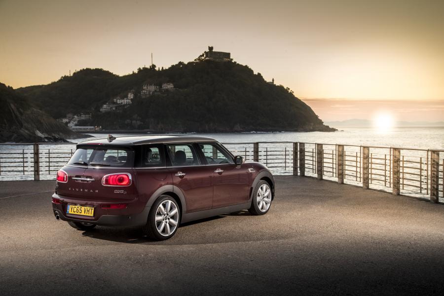  Mini Cooper D Clubman 2015 года  (UK) (фото 47 из 127)